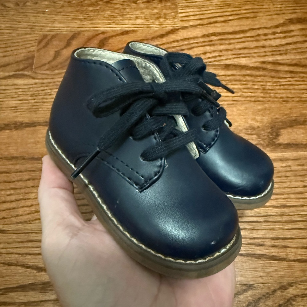 Footmates Todd Boots Sz 4